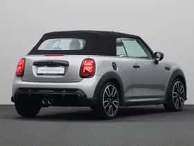 MINI Cooper S (2023) thumbnail 31