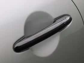 MINI Cooper S (2023) thumbnail 9