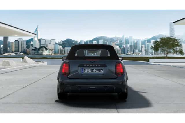 MINI Cabrio (2026) thumbnail 3