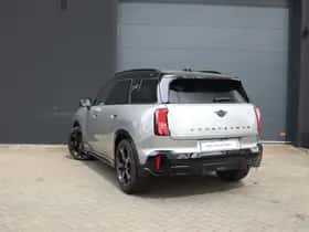 MINI Countryman (2025) thumbnail 2