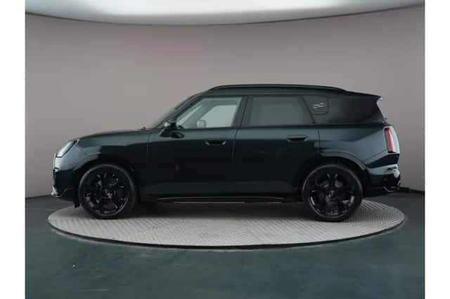 MINI Countryman (2026) thumbnail 3