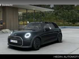 MINI Cooper S (2025) thumbnail 1