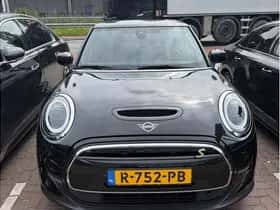 MINI Electric (2022) thumbnail 3