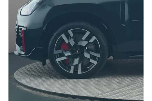 MINI Countryman (2025) thumbnail 3