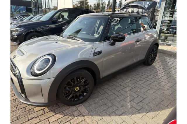 MINI Mini Electric (2023) thumbnail 4