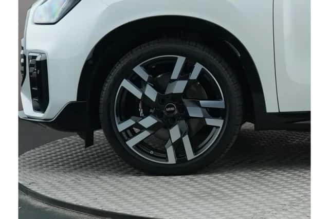 MINI Countryman (2025) thumbnail 5