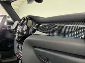 MINI Cooper (2022) thumbnail 16