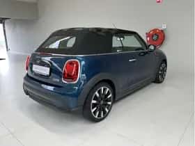 MINI Cooper (2022) thumbnail 5