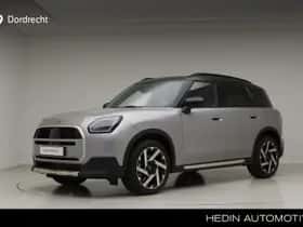 MINI Countryman (2024) thumbnail 1