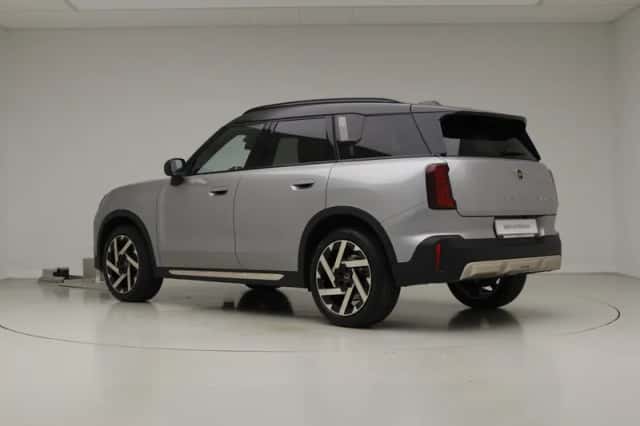 MINI Countryman (2024) thumbnail 3