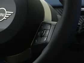 MINI Countryman (2024) thumbnail 30