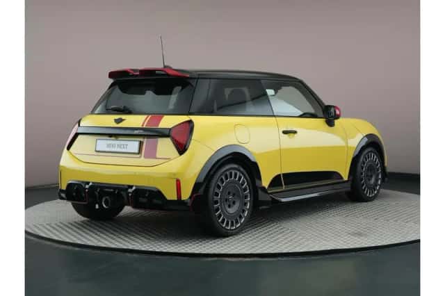 MINI 3-Deurs (2025) thumbnail 2
