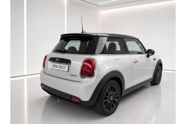 MINI Mini Electric (2022) thumbnail 3