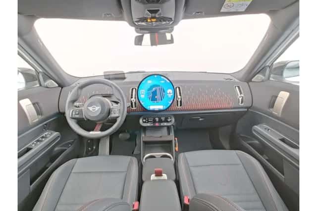 MINI Countryman (2025) thumbnail 4