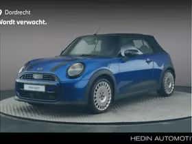 MINI Cooper (2025) thumbnail 1