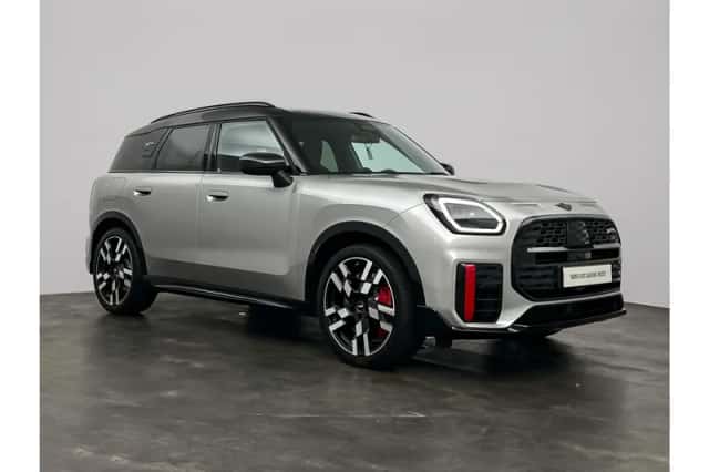 MINI Countryman (2024) thumbnail 2