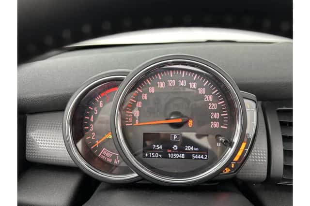 MINI Cooper (2018) thumbnail 17