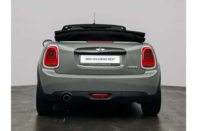 MINI Cooper (2018) thumbnail 3