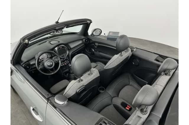 MINI Cooper (2018) thumbnail 25