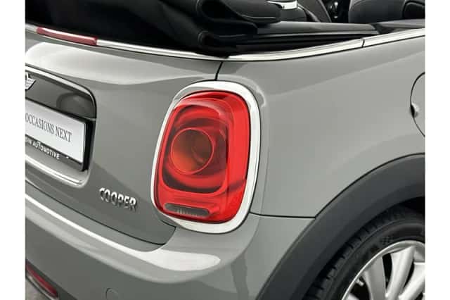 MINI Cooper (2018) thumbnail 32