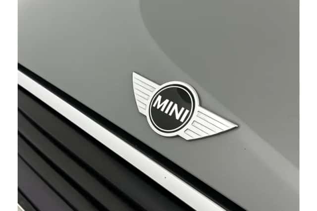 MINI Cooper (2018) thumbnail 34
