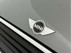 MINI Cooper (2018) thumbnail 34