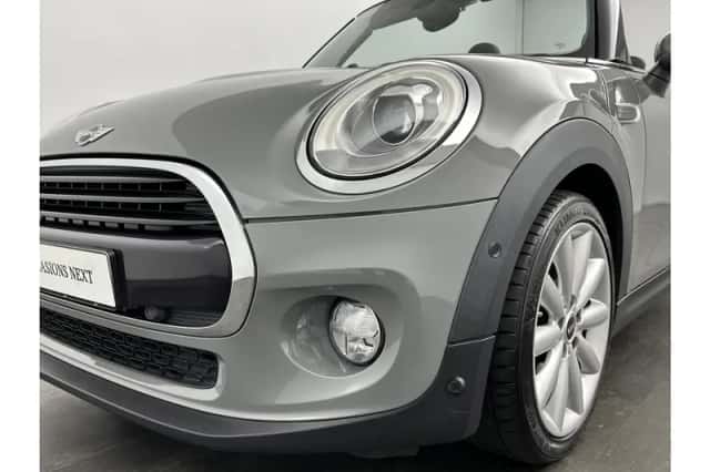 MINI Cooper (2018) thumbnail 36