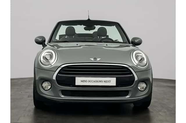 MINI Cooper (2018) thumbnail 6