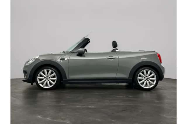MINI Cooper (2018) thumbnail 8