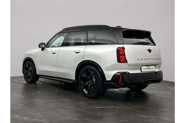 MINI Countryman (2025) thumbnail 3