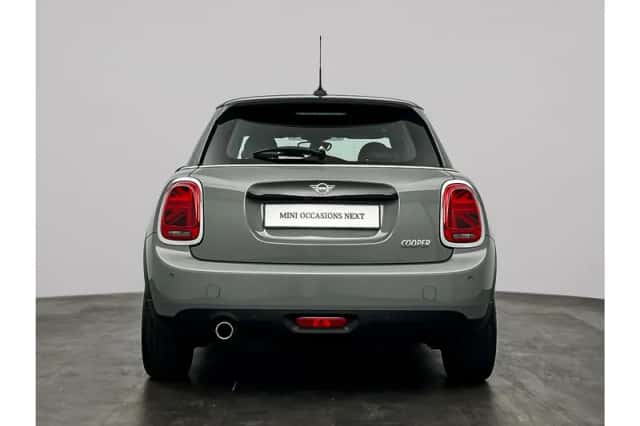 MINI Cooper (2021) thumbnail 4
