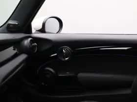 MINI Electric (2022) thumbnail 17