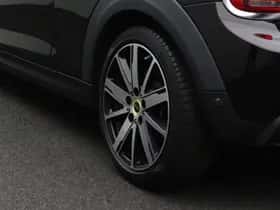 MINI Electric (2022) thumbnail 19