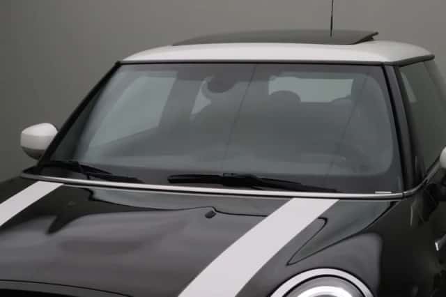 MINI Electric (2022) thumbnail 22