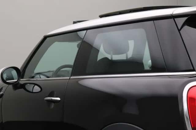 MINI Electric (2022) thumbnail 23