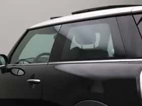 MINI Electric (2022) thumbnail 23