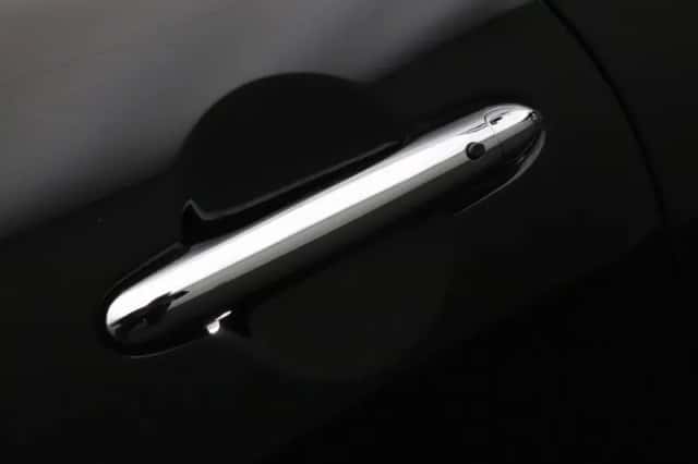 MINI Electric (2022) thumbnail 25