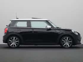 MINI Electric (2022) thumbnail 7