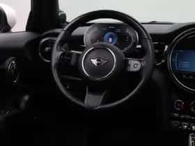 MINI Electric (2022) thumbnail 10