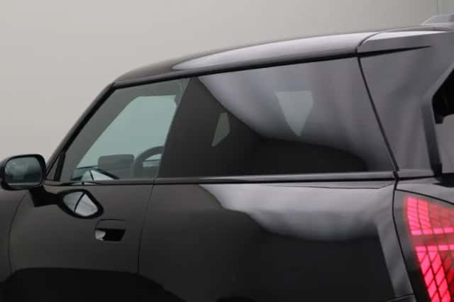 MINI Mini Electric (2025) thumbnail 3