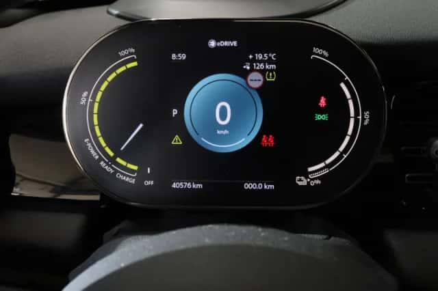 MINI Mini Electric (2022) thumbnail 3