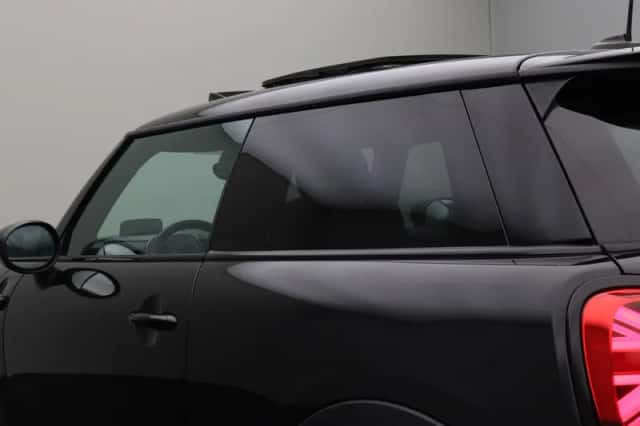 MINI Mini Electric (2022) thumbnail 4