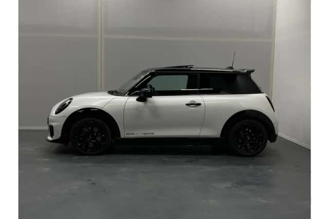 MINI 3-Deurs (2024) thumbnail 2
