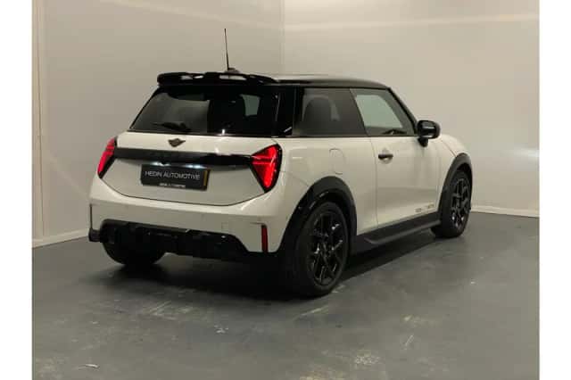 MINI 3-Deurs (2024) thumbnail 4