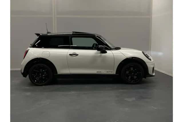 MINI 3-Deurs (2024) thumbnail 5