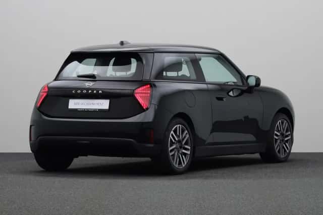 MINI Mini Electric (2024) thumbnail 2