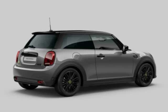 MINI Electric (2022) thumbnail 2