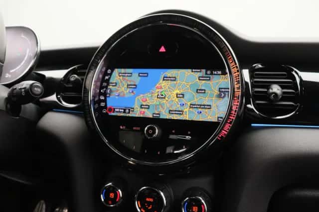 MINI Cooper (2021) thumbnail 19