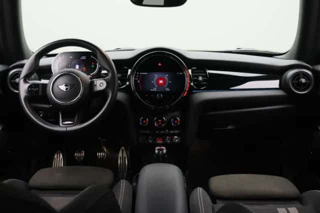 MINI Cooper (2021) thumbnail 22