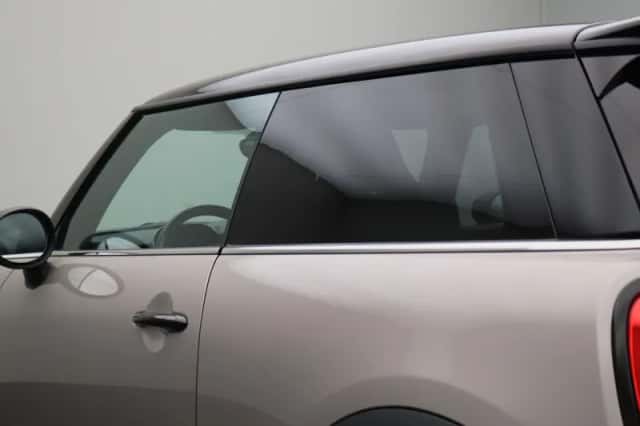 MINI Cooper (2021) thumbnail 4